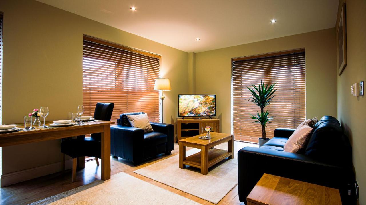 Superb City Center 1 Or 2 Bedroom Apts King Bed Southampton Kültér fotó