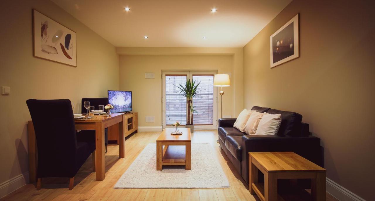 Superb City Center 1 Or 2 Bedroom Apts King Bed Southampton Kültér fotó