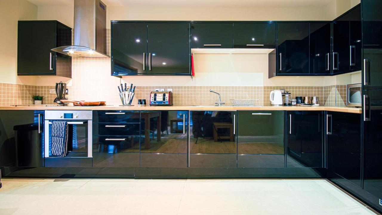 Superb City Center 1 Or 2 Bedroom Apts King Bed Southampton Kültér fotó